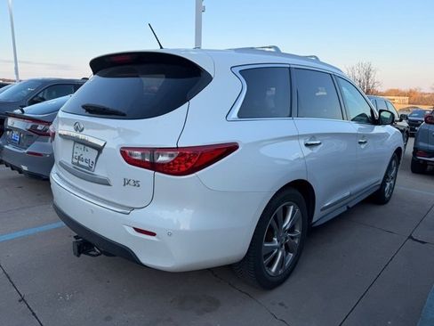 Used 2013 INFINITI JX35 AWD w/ Premium Pkg image 2
