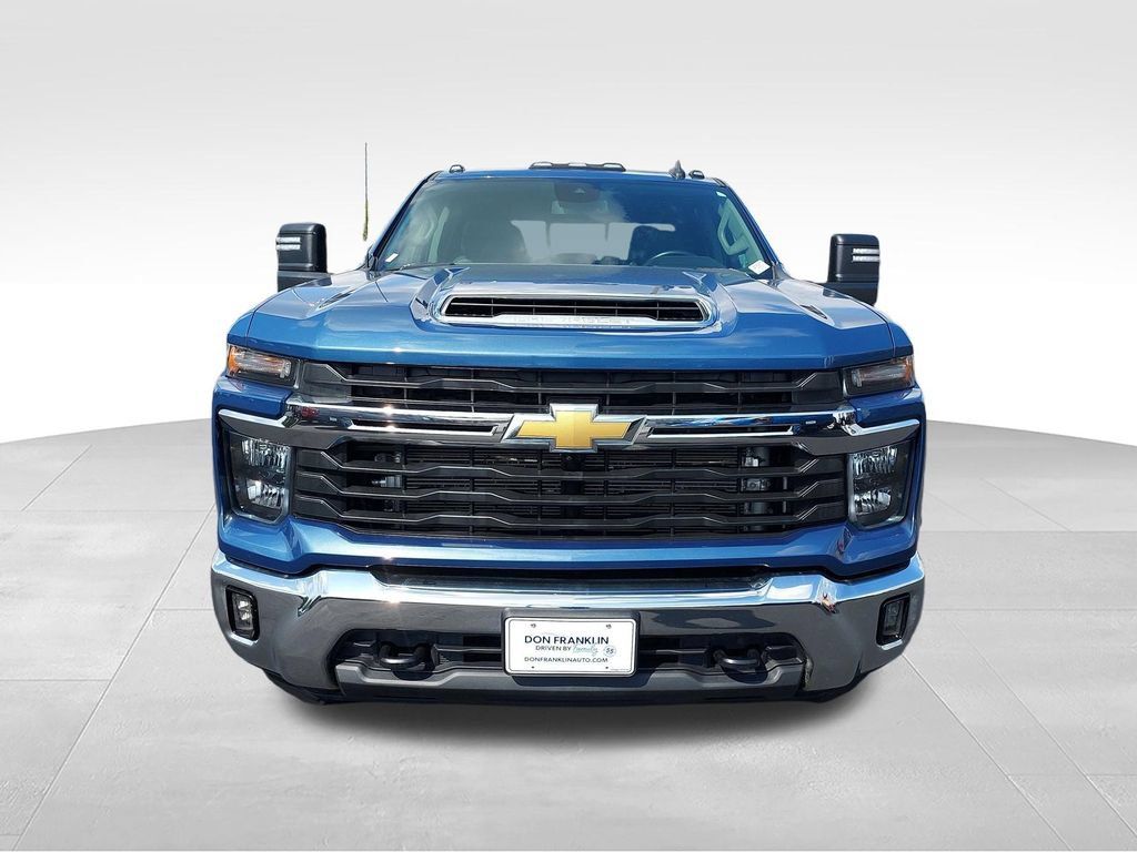 Used 2024 Chevrolet Silverado 3500 LT w/ All Star Edition AWD/4WD image 8