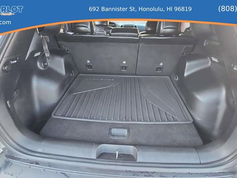 Used 2021 Jeep Cherokee Latitude Plus AWD/4WD image 10