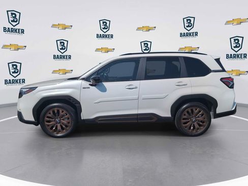 Used 2025 Subaru Forester Sport AWD/4WD image 5