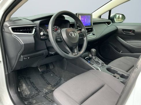 Used 2024 Toyota Corolla LE FWD image 11