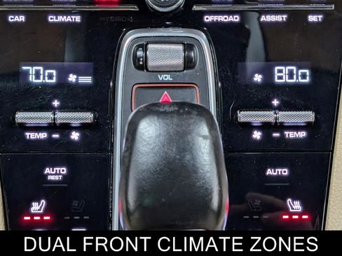 Used 2022 Porsche Cayenne image 27