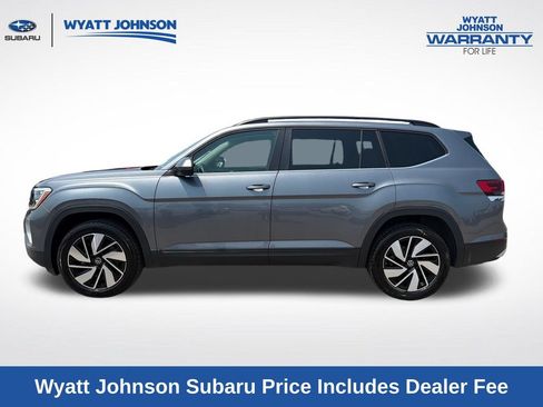 Used 2025 Volkswagen Atlas SE FWD image 4