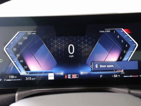 Used 2023 BMW 330i xDrive Sedan w/ Premium Package image 5