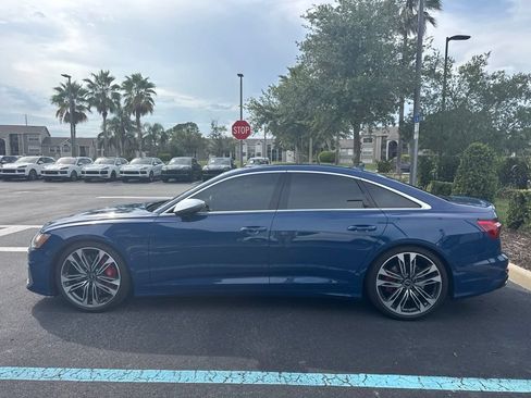 Used 2025 Audi S6 Prestige w/ Prestige Package AWD/4WD image 2
