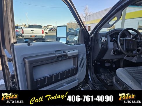 Used 2015 Ford F250 XLT w/ XLT Interior Package image 19