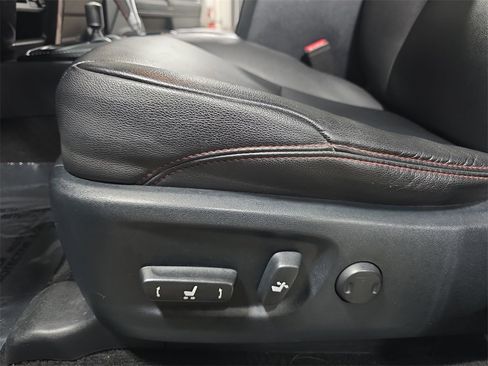 Used 2022 Toyota 4Runner TRD Off-Road Premium image 28