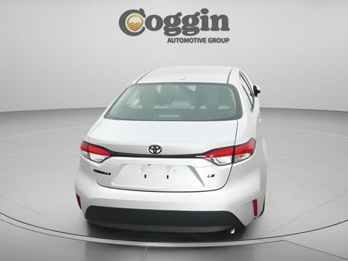 Used 2026 Toyota Corolla LE w/ LE Premium Package FWD image 14