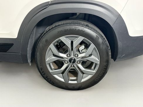 Used 2024 Kia Seltos S image 11