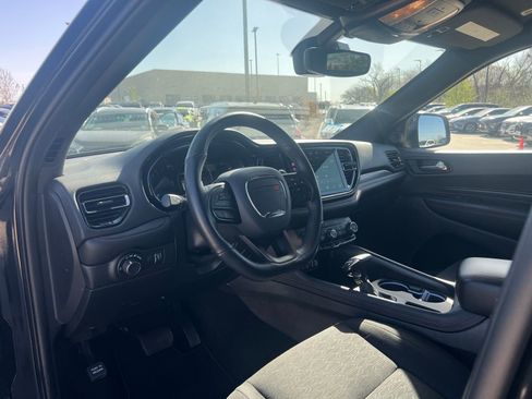 Used 2025 Dodge Durango GT image 24