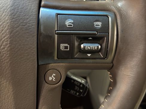 Used 2018 Lexus GX 460 Premium image 24