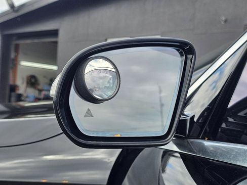 Used 2015 Mercedes-Benz S 550 4MATIC Sedan image 57