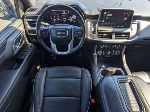 Used 2022 GMC Yukon SLT w/ SLT Luxury Package RWD image 16