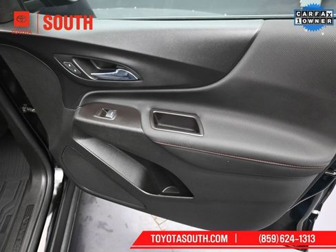 Used 2022 Chevrolet Equinox RS image 30