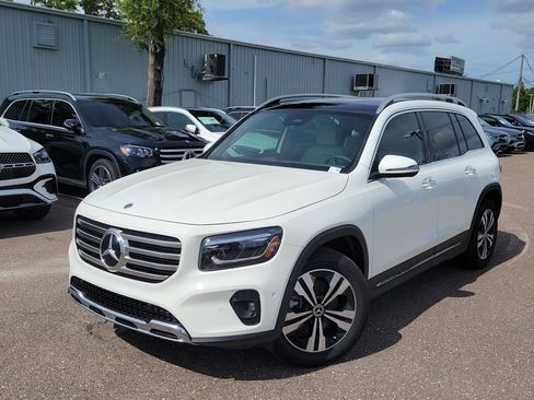 Certified 2026 Mercedes-Benz GLB 250 image 1