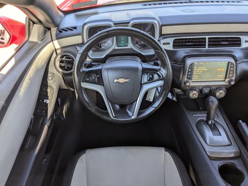 Used 2015 Chevrolet Camaro LT image 17