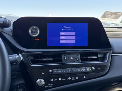 Certified 2025 Lexus ES 350 FWD image 26