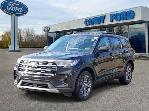 New 2026 Ford Explorer Active image 2