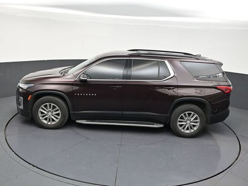 Used 2023 Chevrolet Traverse LT FWD image 14