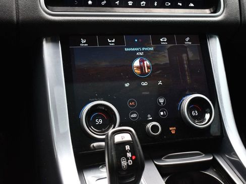 Used 2020 Land Rover Range Rover Sport SE image 36