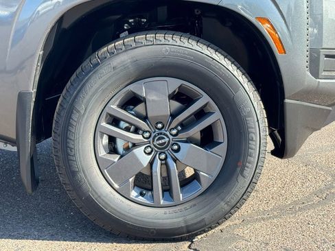 New 2026 Nissan Frontier SV RWD image 9