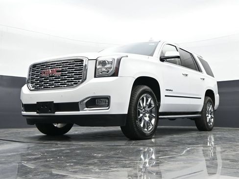 Used 2020 GMC Yukon Denali w/ Open Road Package AWD/4WD image 49