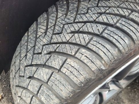 Used 2020 Genesis G70 2.0T w/ Prestige Package image 33