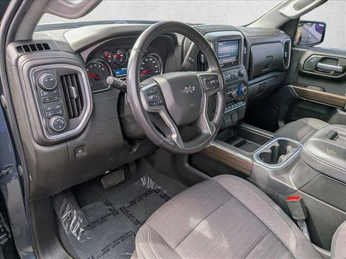Used 2021 Chevrolet Silverado 1500 LT Trail Boss w/ Bed Protection Package AWD/4WD image 9