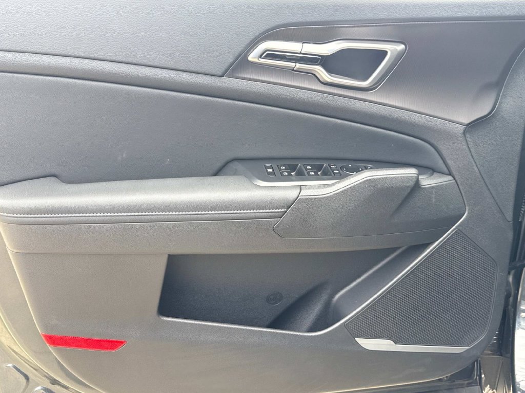 New 2026 Kia Sportage SX FWD image 19