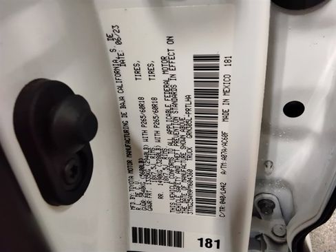 Used 2023 Toyota Tacoma Limited image 16