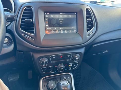 Used 2017 Jeep Compass Latitude w/ Popular Equipment Group image 25