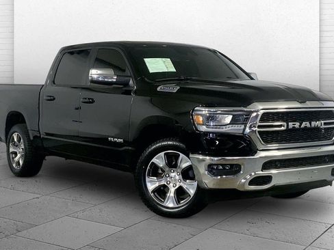 Used 2023 RAM 1500 Laramie AWD/4WD image 1