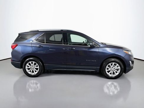 Used 2018 Chevrolet Equinox LT w/ Sun & Infotainment Package AWD/4WD image 8