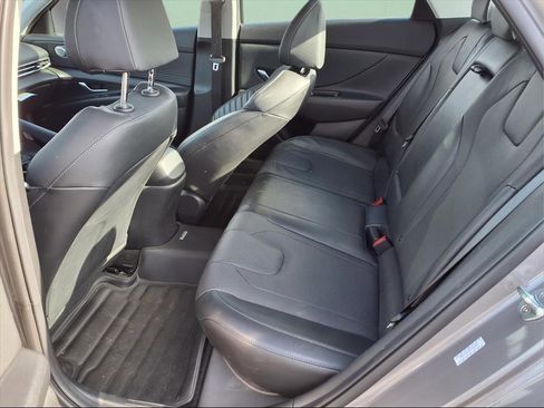 Certified 2023 Hyundai Elantra Limited image 14