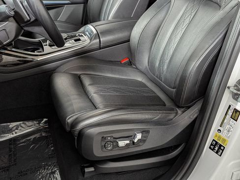 Used 2023 BMW X7 xDrive40i image 19