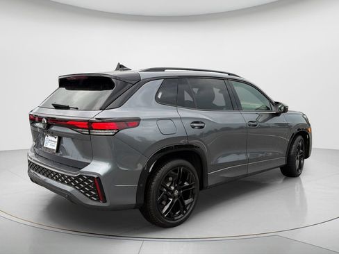 New 2026 Volkswagen Tiguan SE R-Line FWD image 5