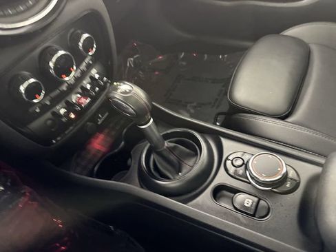 Used 2019 MINI Cooper Clubman S image 17