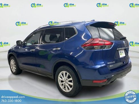 Used 2020 Nissan Rogue SV image 8