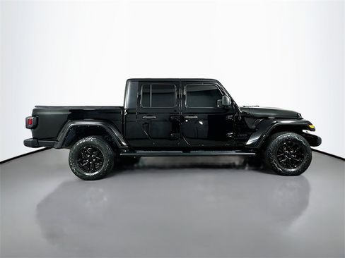 Used 2022 Jeep Gladiator Sport image 9