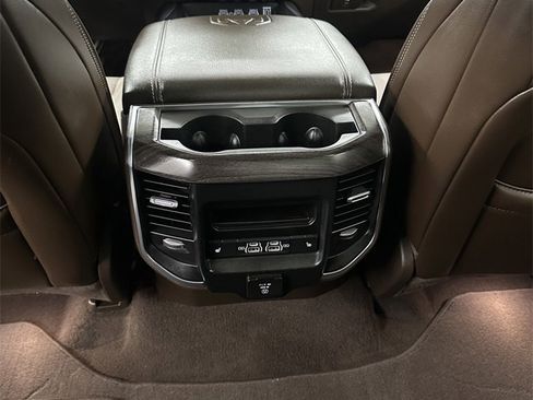 Used 2025 RAM 1500 Laramie image 27