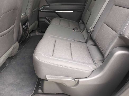 Used 2026 Chevrolet Traverse LT w/ Driver Confidence Package image 24