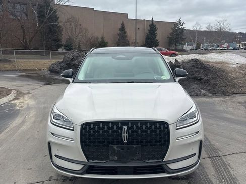 Used 2024 Lincoln Corsair Reserve w/ Equipment Group 201A image 2