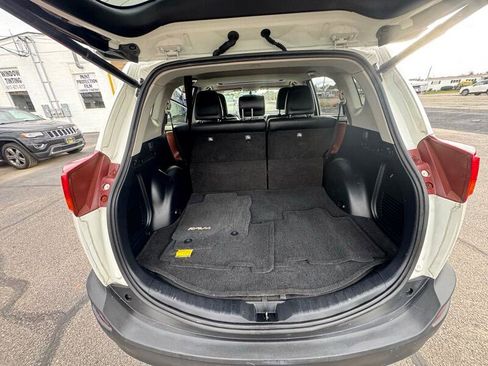 Used 2014 Toyota RAV4 Limited image 19