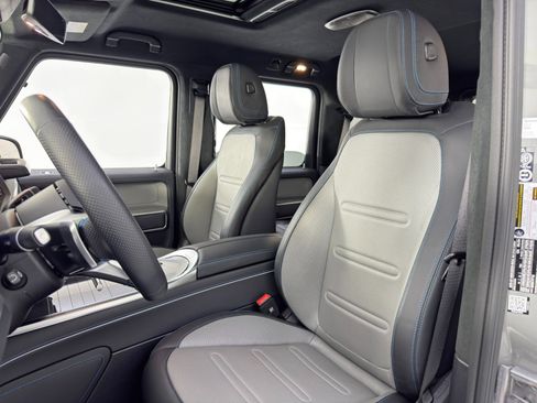 Used 2025 Mercedes-Benz G 580 w/ EQ Technology image 48