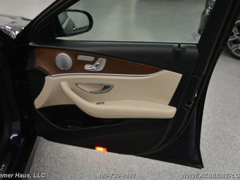 Used 2018 Mercedes-Benz E 300 w/ Premium 1 Package image 40