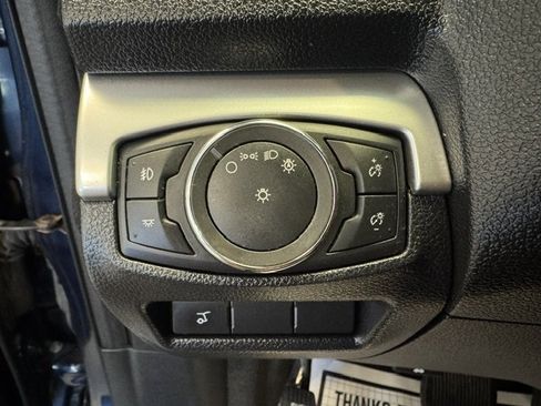Used 2017 Ford Explorer XLT w/ Equipment Group 202A AWD/4WD image 35