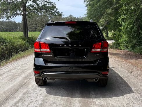 Used 2015 Dodge Journey SXT w/ Flexible Seating Group FWD image 3