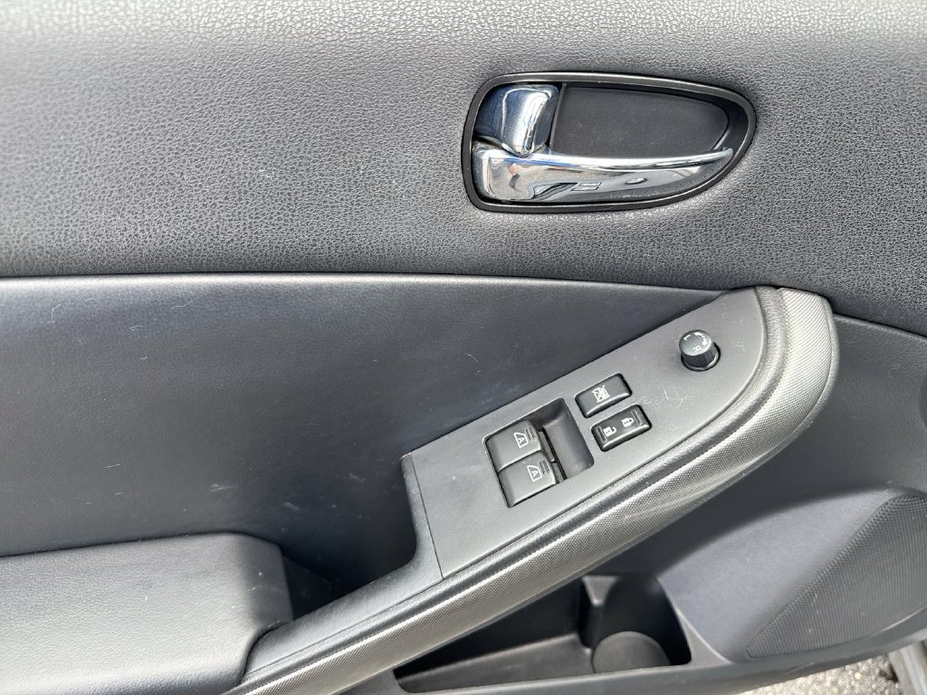 Used 2009 Nissan Altima 2.5 S w/ Premium Pkg FWD image 22