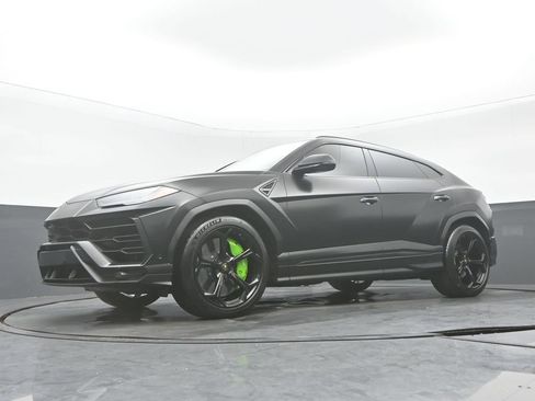 Used 2019 Lamborghini Urus AWD/4WD image 30