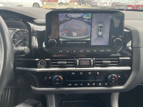 Used 2022 Nissan Pathfinder SL w/ SL Premium Package image 21